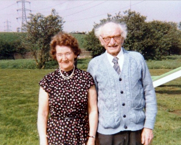Stan and Edith together outdoors